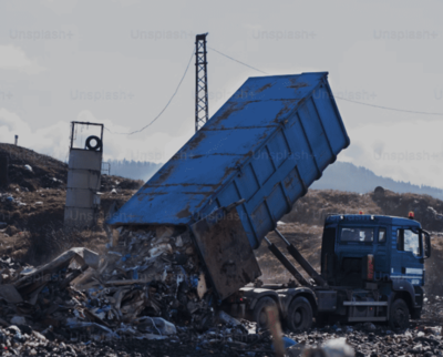 camion-decharge-contenu-zoom.png camion-decharge-contenu-zoom.png