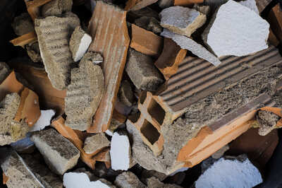 construction-site-trash.jpg